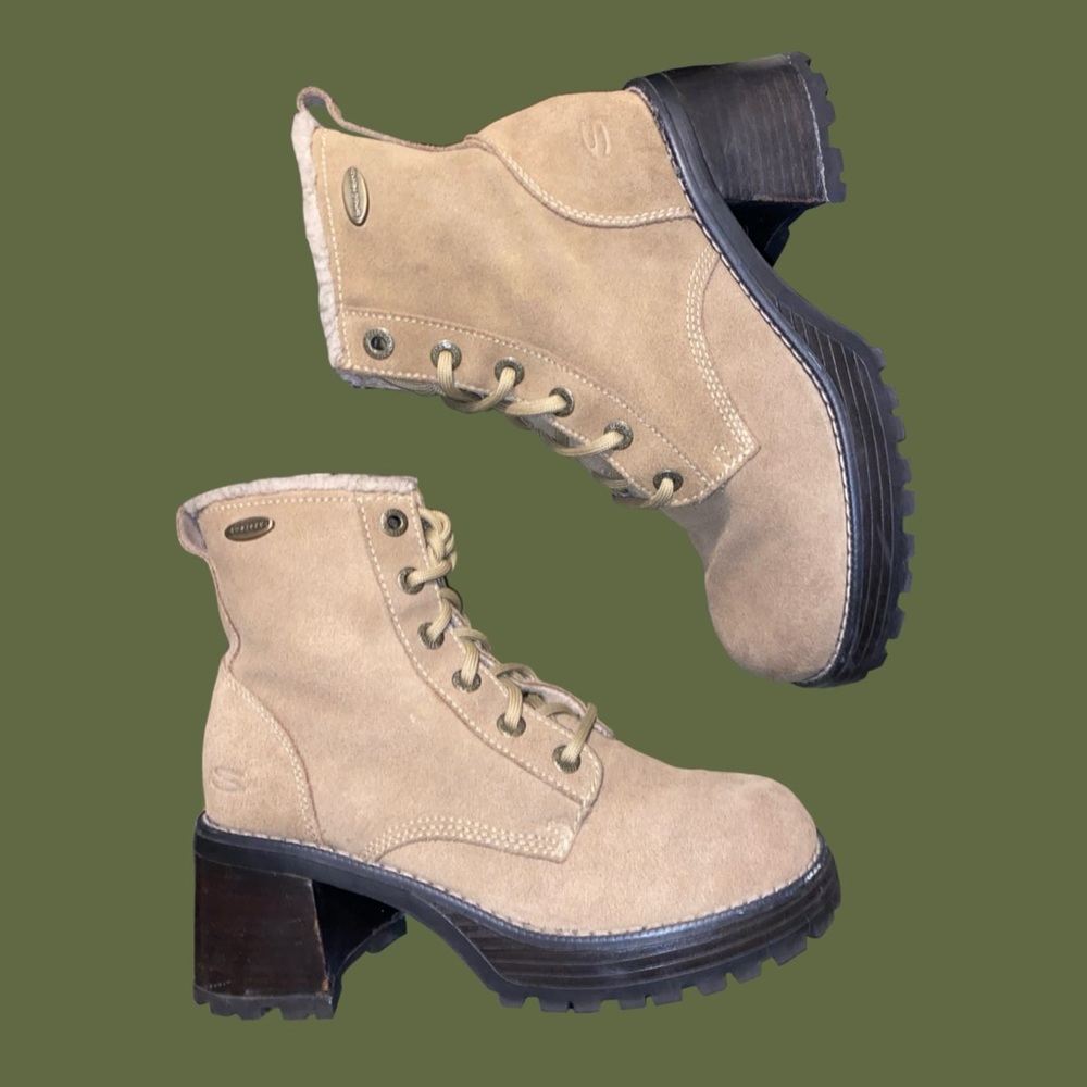 Vintage Chunky Platform Suede Skechers Boots
